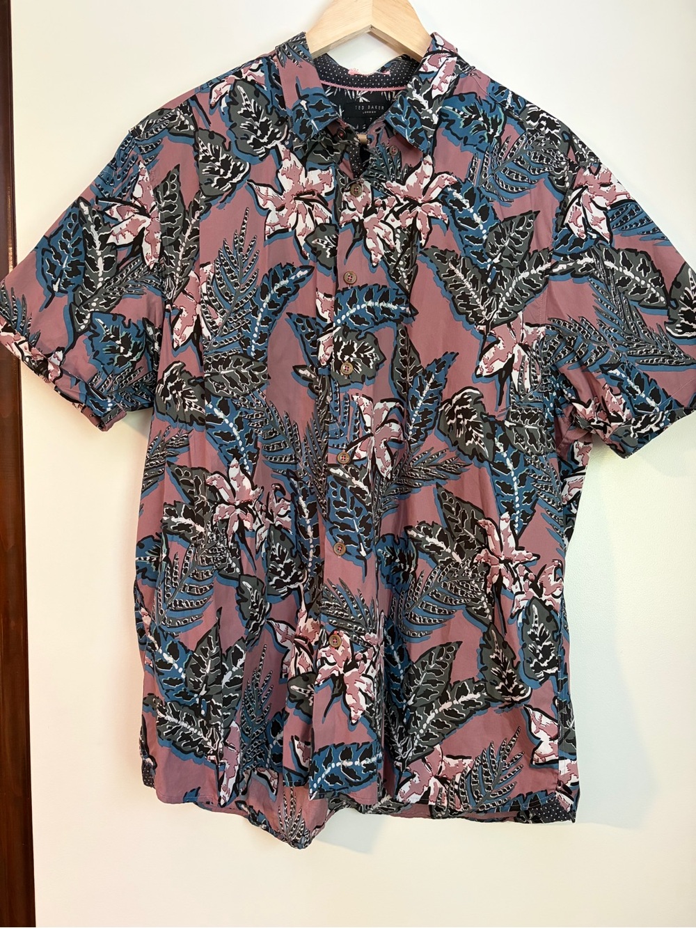 Ted Baker London Tropical Print Short Sleeve Button-Down Shirt – Size 7 (XL)